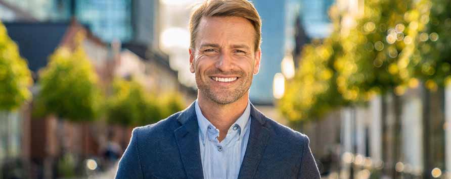 Jan Emanuel Johansson är en svensk entreprenör och politiker, känd för sin medverkan i TV-programmet 